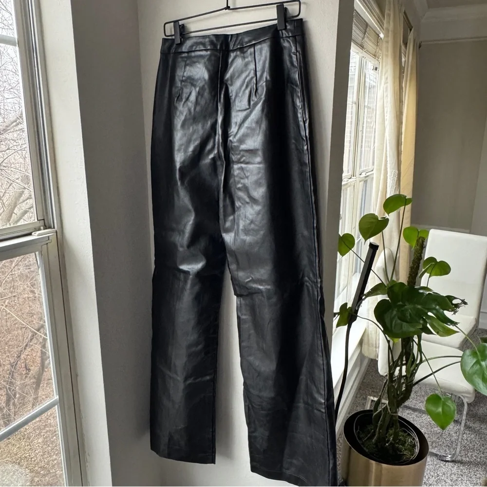 NWT Lioness Women's Black Trousers - Picture 3 of 7